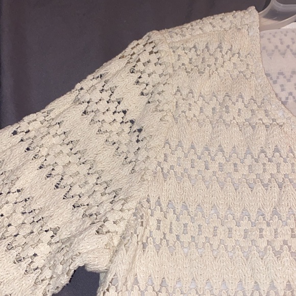 Ivory White Crochet Boho Bell-Sleeved Notch-Neck Flare Krazy Kat Tunic sz M - Picture 16 of 16